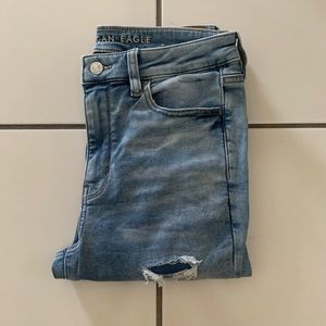American Eagle Super Hi-Rise Jegging